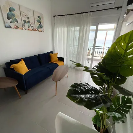 Sea View Loft Apartment *