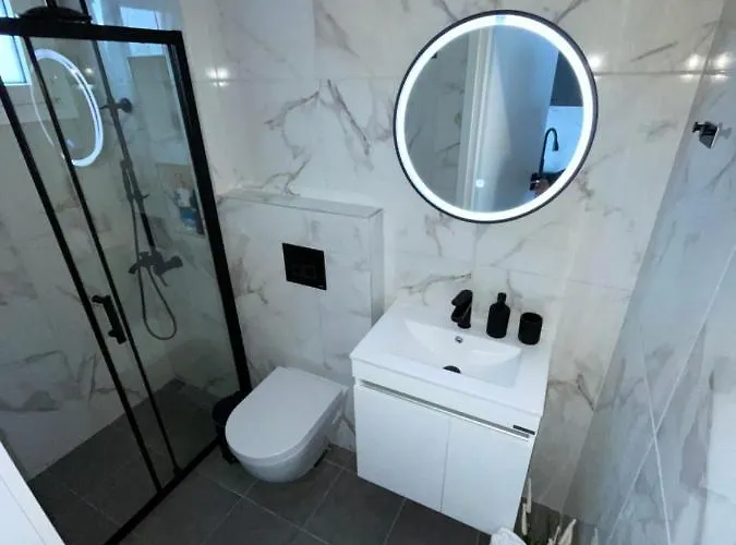 Sea View Loft * Nea Roda